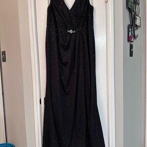 Ever Pretty Black Maxi Dress with Sparkling Detail
